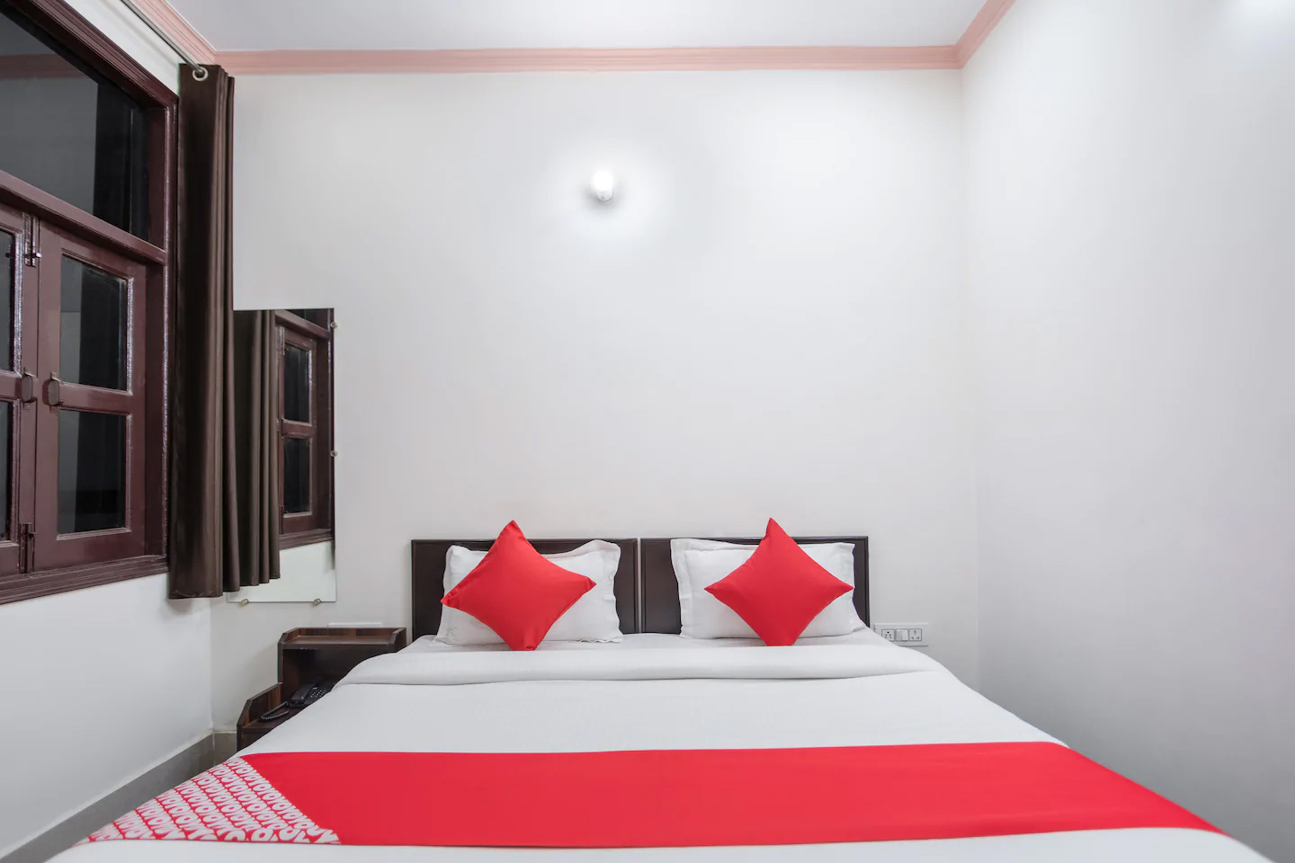 Guest house in Gurgaon, guest house near medanta medicity, Budget guest house in Gurgaon Delhi NCR, cheap guest house in Gurgaon